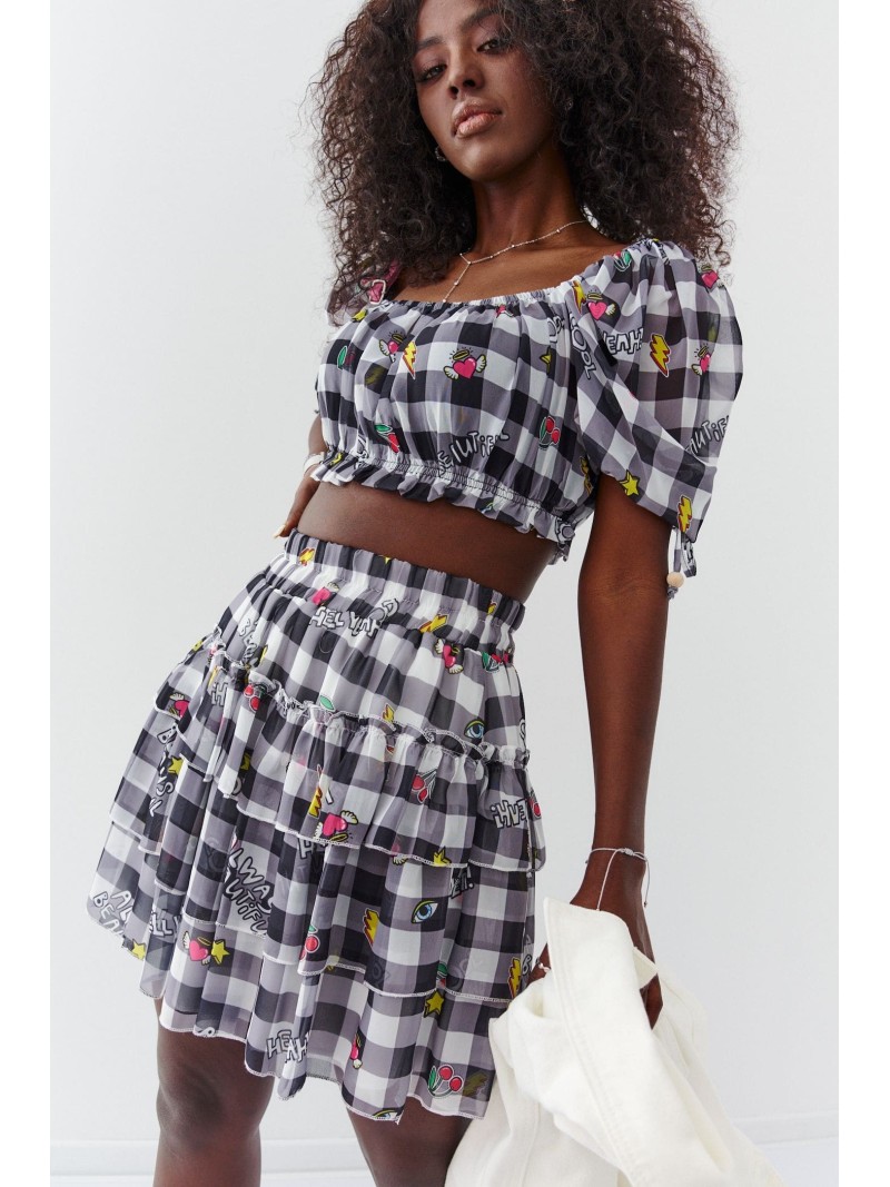 Short checkered skirt with ruffles, black 4006 - Online store - Boutique